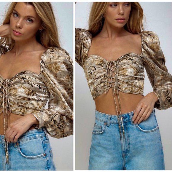 Out To Lunch Python Satin Top - Picture 2 of 5